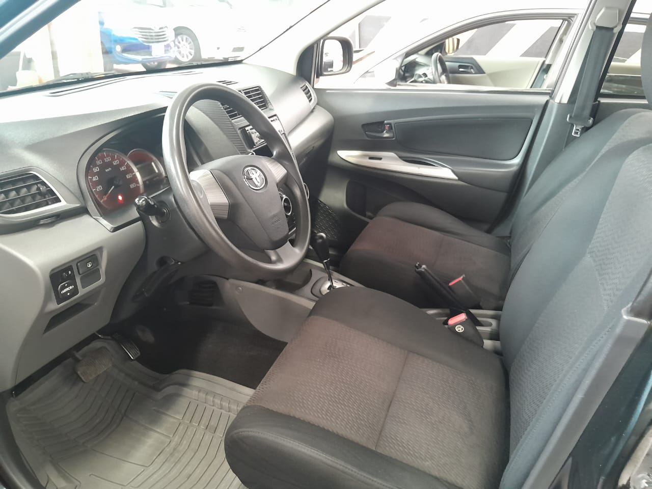 Toyota Avanza 2015 At
